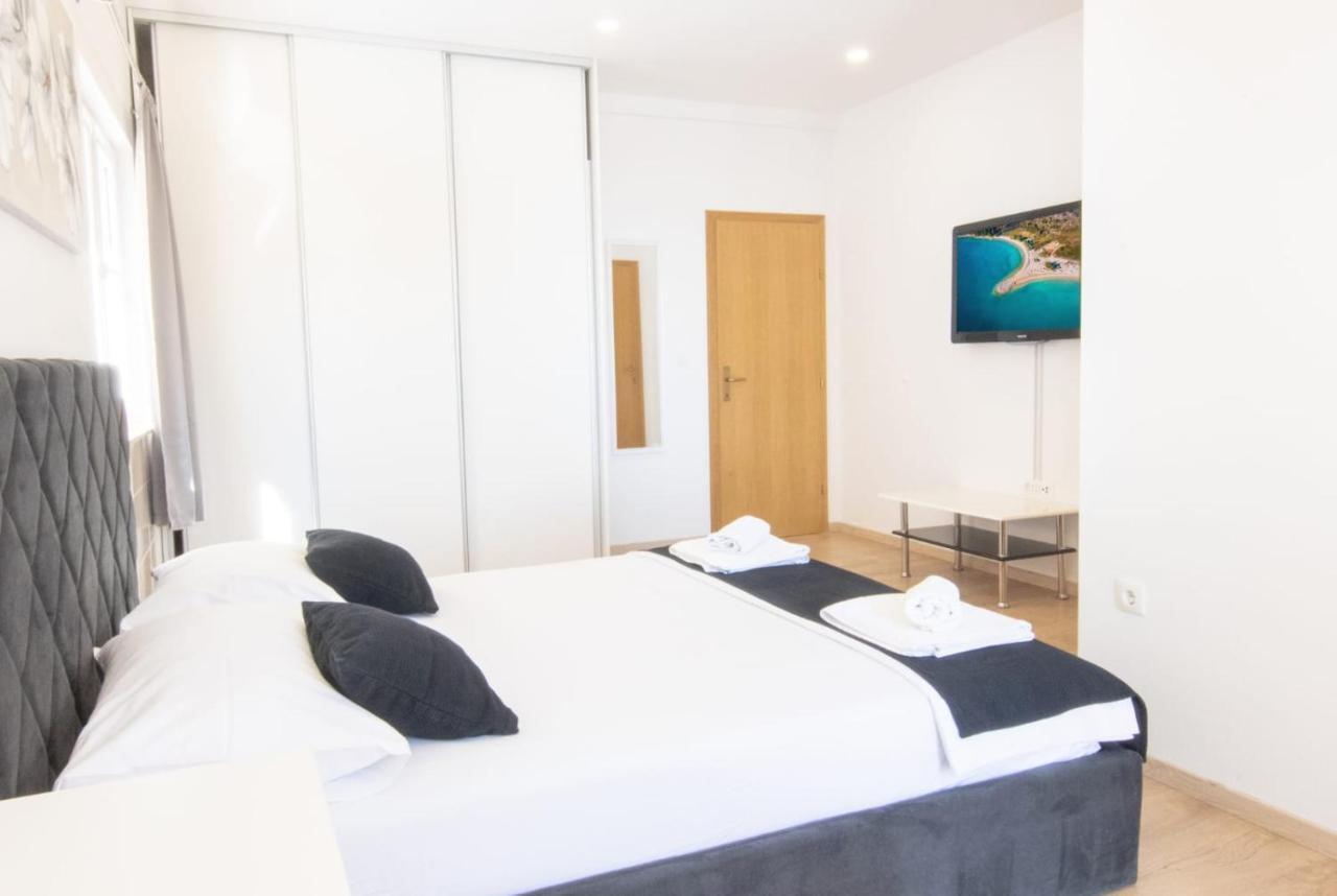 Apartment Cvita Free Beach Parking Makarska Luaran gambar