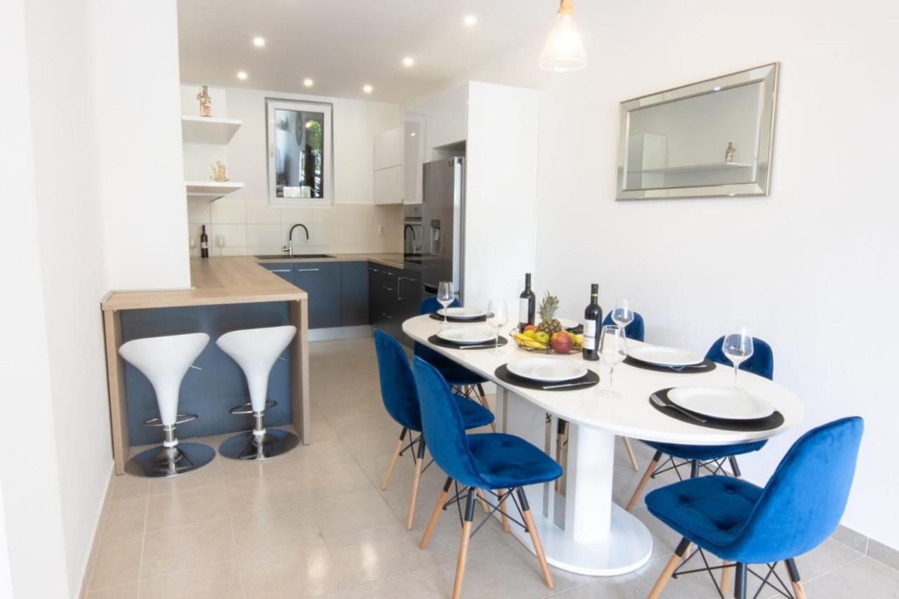 Apartment Cvita Free Beach Parking Makarska Luaran gambar