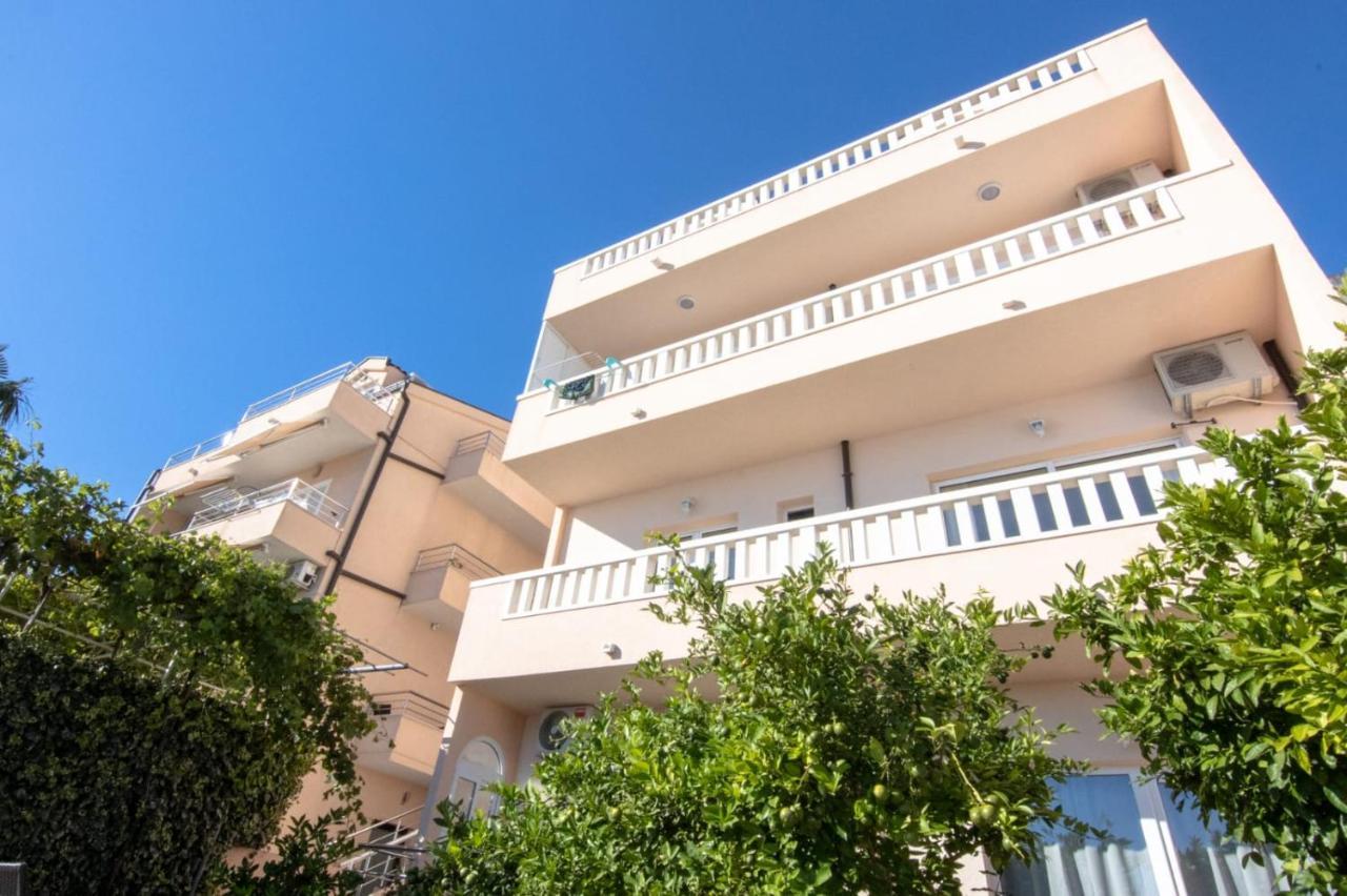 Apartment Cvita Free Beach Parking Makarska Luaran gambar